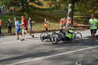 华体会平台-伦敦马拉松选手冲破纪录,赛事精彩纷呈,伦敦马拉松视频全程回放
