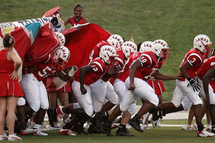 华体会体育官方网址-小尼克-史密斯惊艳爆砍25分:我只想带着活力上场,不舒服也不会错过比赛